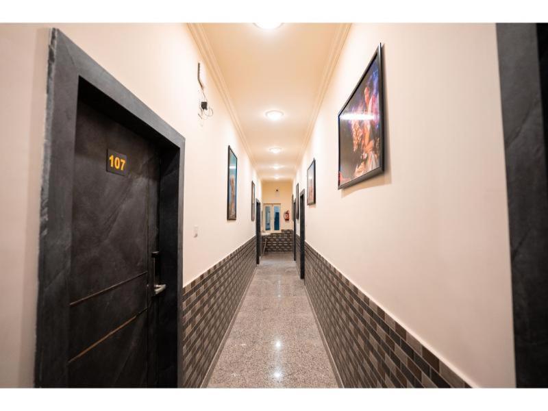 Hotel Jsr Kedar Varanasi Bagian luar foto