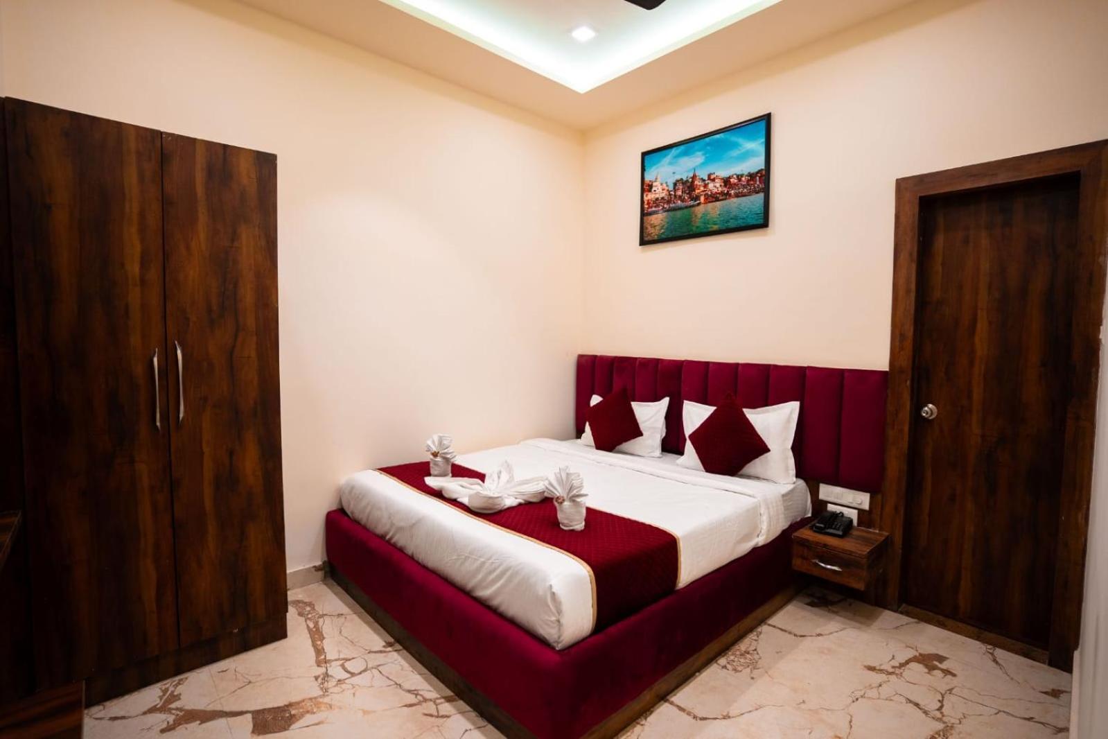 Hotel Jsr Kedar Varanasi Bagian luar foto